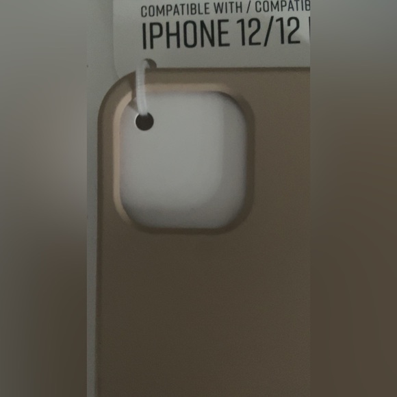 💕3 FOR $15💕 IPHONE 12/12 PRO BROWN PHONE CASE - Picture 4 of 7